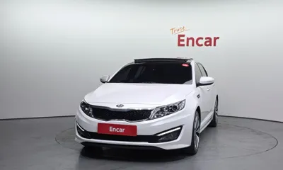 Kia K5 2011, 116663 км, за 3964.32 USD