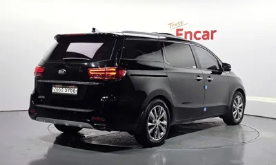 Kia Canival 2019, 83813 км, за 11376.19 USD