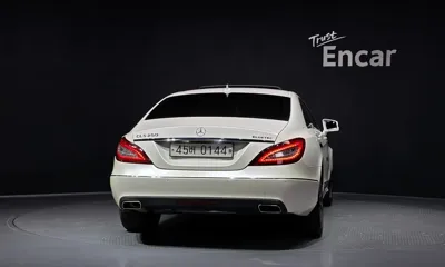 Mercedes-Benz CLS-Class 2015, 150291 км, за 9692.96 USD