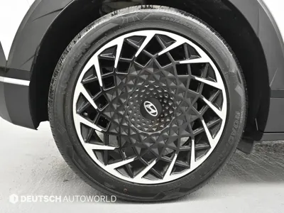 Hyundai Ioniq5 2023, 102690 км, за 18178.23 USD