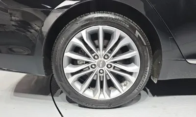 Hyundai Genesis 2015, 167318 км, за 5513.98 USD