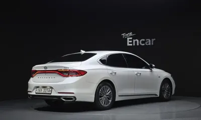 Hyundai Grandeur 2019, 72577 км, за 13846.45 USD