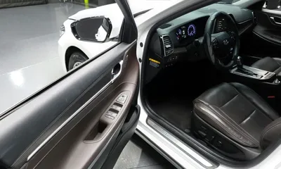 Hyundai Grandeur 2019, 72577 км, за 13846.45 USD - фото 11