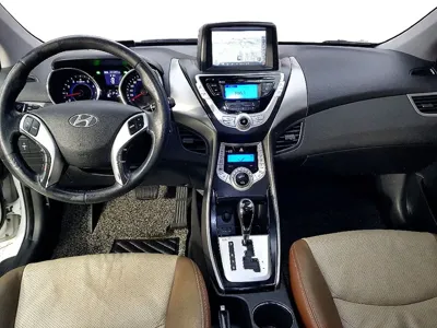 Hyundai Avante 2011, 191380 км, за 1712.06 USD