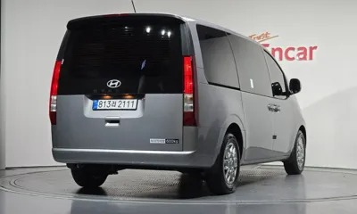 Hyundai Staria 2025, 18776 км, за 21333.86 USD