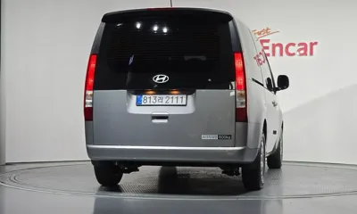 Hyundai Staria 2025, 18776 км, за 21333.86 USD