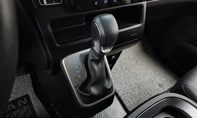 Hyundai Staria 2025, 18776 км, за 21162.98 USD - фото 9