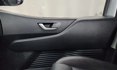 Hyundai Staria 2025, 18776 км, за 21162.98 USD - фото 25