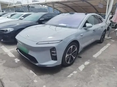 Nio ET5T · 2025 год