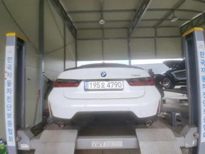 BMW 3-Series 2023, 29364 км, за 26191.41 USD