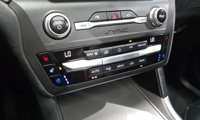 Ford Explorer 2020, 52296 км, за 17012.6 USD - фото 16