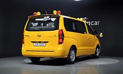 Hyundai Starex 2018, 125213 км, за 6906.08 USD