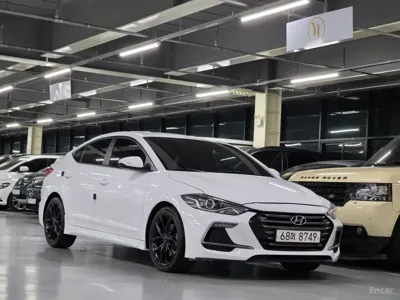 Hyundai Avante 2018, 90500 км, за 5392.93 USD