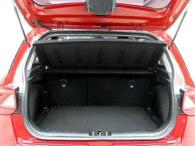 Hyundai Venue 2020, 56442 км, за 8013.66 USD - фото 8