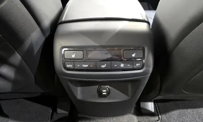 Hyundai Palisade 2019, 68523 км, за 15456.46 USD - фото 19