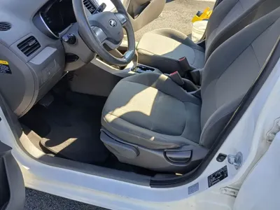 Kia Morning 2016, 105753 км, за 2855.45 USD - фото 8