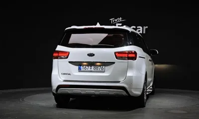 Kia Canival 2018, 152467 км, за 8031.47 USD