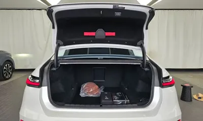 BMW 7-Series 2025, 4459 км, за 78501.67 USD - фото 20