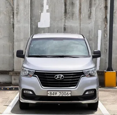 Hyundai Starex 2019, 215003 км, за 5534.93 USD