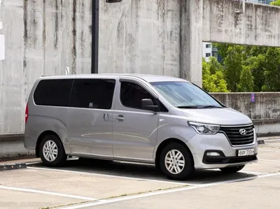 Hyundai Starex 2019, 215003 км, за 5534.93 USD
