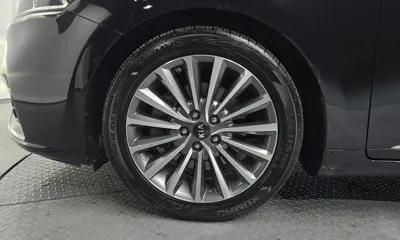 Kia K7 2017, 95406 км, за 7403.5 USD