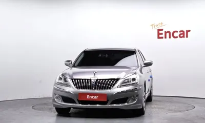 Hyundai Equus 2012, 233253 км, за 2115.28 USD