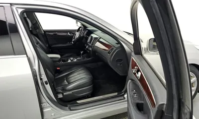 Hyundai Equus 2012, 233253 км, за 2115.28 USD - фото 11