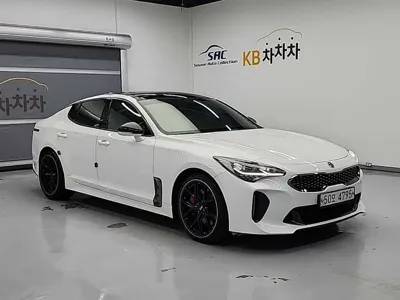 Kia Stinger 2018, 151487 км, за 8526.98 USD