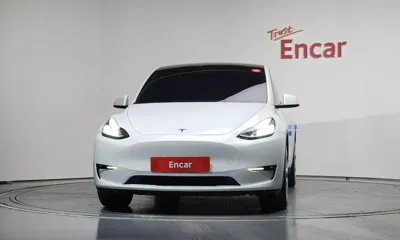 Tesla Model Y 2022, 72156 км, за 25594.07 USD