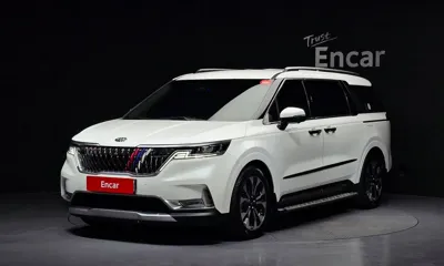 Kia Canival · 2021 год