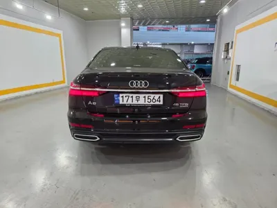 Audi A6 2023, 13523 км, за 32985.22 USD