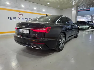 Audi A6 2023, 13523 км, за 32985.22 USD