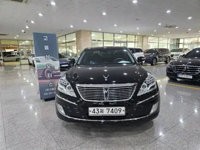 Hyundai Equus 2010, 129103 км, за 4742.39 USD