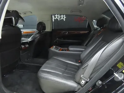 Hyundai Equus 2010, 129103 км, за 4742.39 USD - фото 6