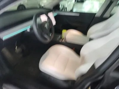 Tesla Model Y 2024, 52473 км, за 25912.23 USD - фото 8