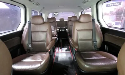Hyundai Starex 2019, 120952 км, за 12096.78 USD - фото 12