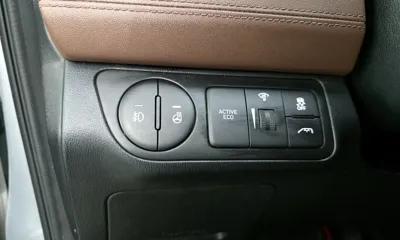 Hyundai Starex 2019, 120952 км, за 12096.78 USD - фото 16
