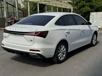 Roewe i5 2026, 3700 км, за 7008.85 USD - фото 11
