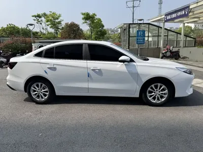 Roewe i5 2026, 3700 км, за 7008.85 USD - фото 14