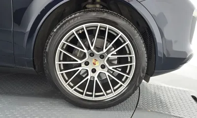 Porsche Cayenne 2023, 27922 км, за 74811.41 USD - фото 21
