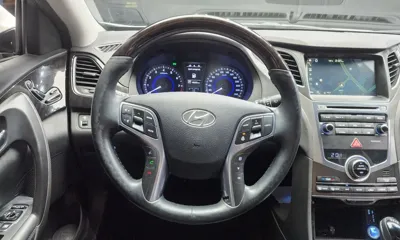 Hyundai Grandeur 2015, 88322 км, за 6108.77 USD - фото 13