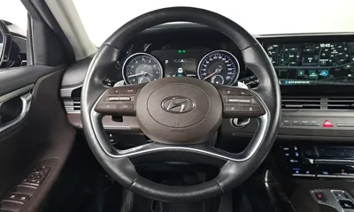 Hyundai Grandeur 2021, 153511 км, за 11093.61 USD - фото 13