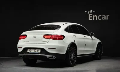 Mercedes-Benz GLC-Class 2018, 131411 км, за 16082.45 USD