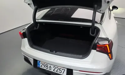 Kia K5 2026, 3039 км, за 21824.12 USD - фото 33