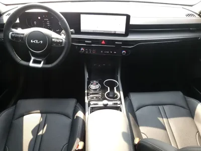 Kia K5 2025, 1500 км, за 10459.2 USD - фото 7