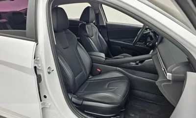Hyundai Avante 2021, 49647 км, за 8861.76 USD - фото 11