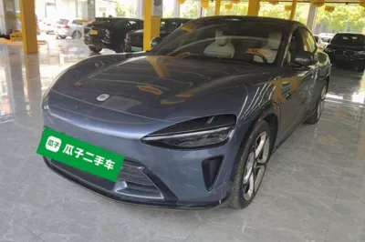 Xiaomi Auto YU7 · 2025 год