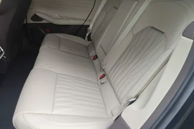 Xiaomi Auto SU7 2026, 100 км, за 46519 USD - фото 20