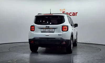 Jeep Renegade 2018, 53512 км, за 8143.33 USD