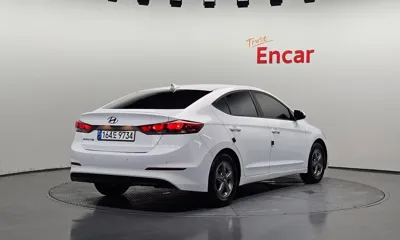 Hyundai Avante 2018, 181118 км, за 5493.07 USD